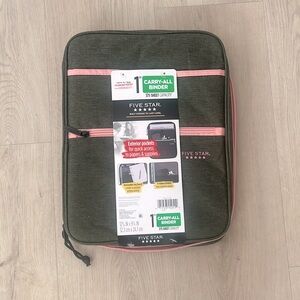 NWT Five Star Carry all binder